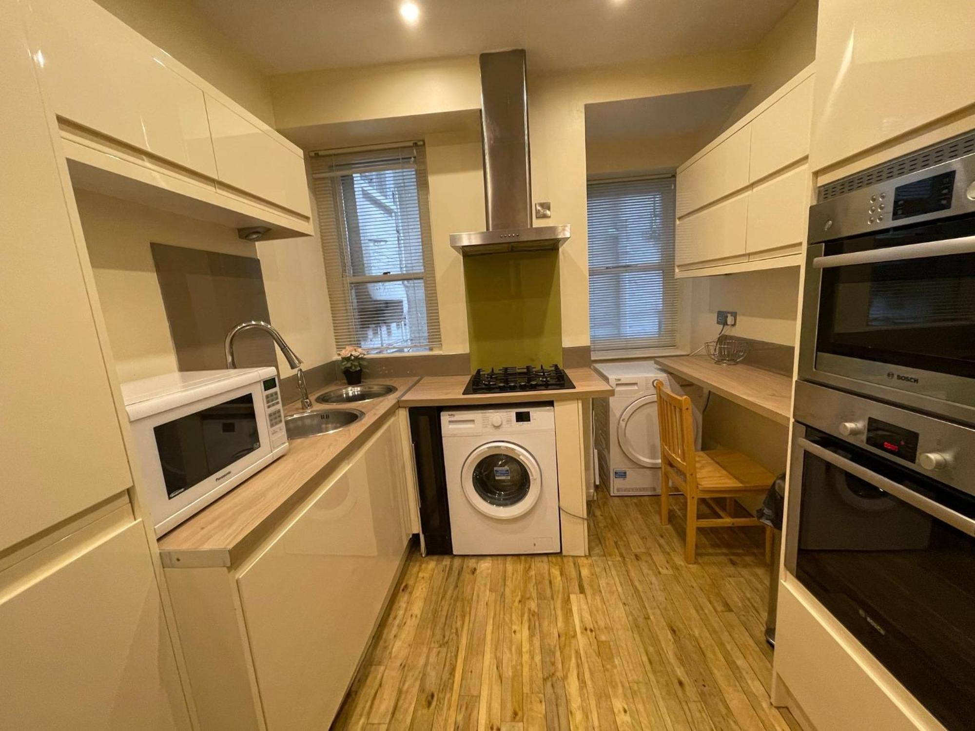 5 Bedroom 4 Bathroom 1 Reception House In Marylebone W1 Apartment