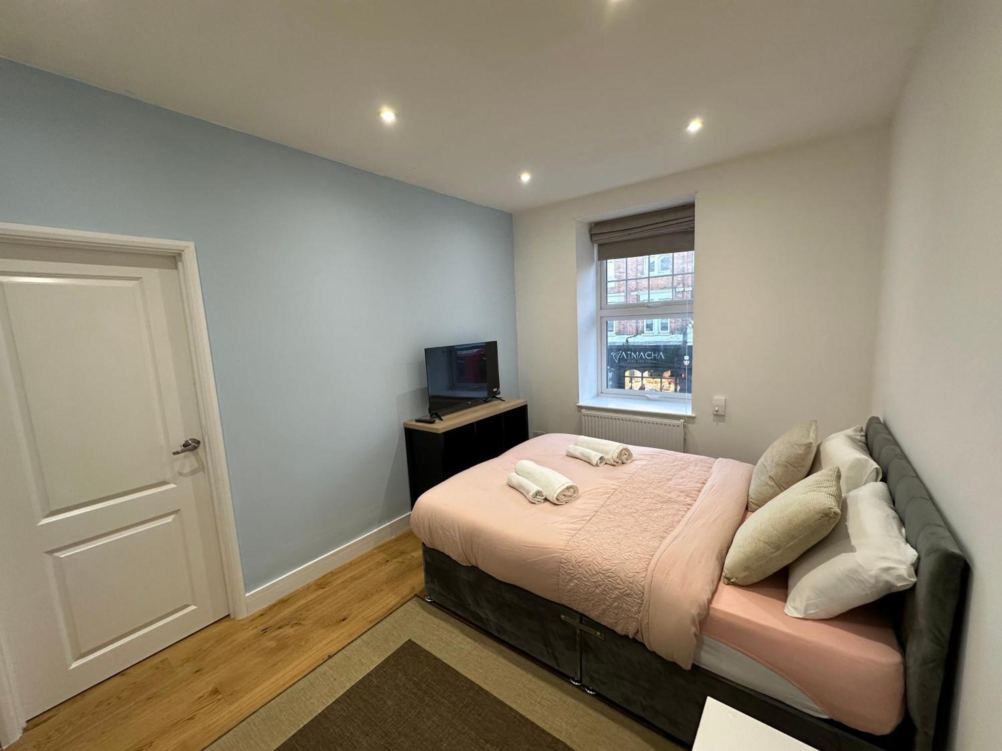 En Suits Room With King Size Bed * Londres