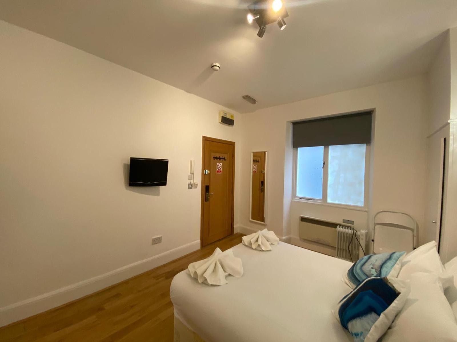 Inverness Terrace *