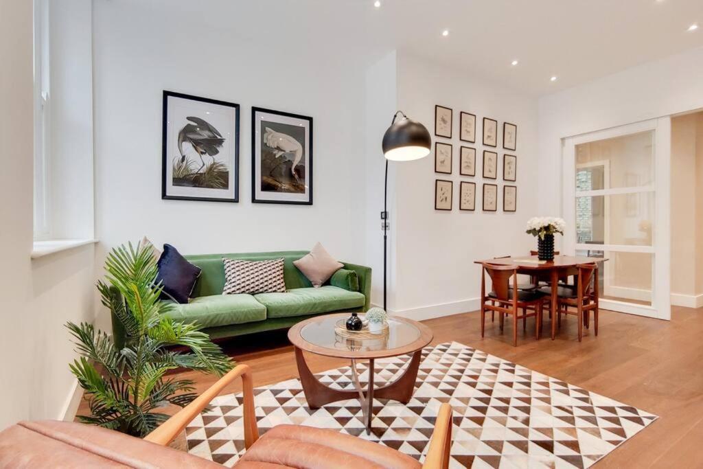 8 Borough - Modern & Elegant 2-bed, 2-bath Londen