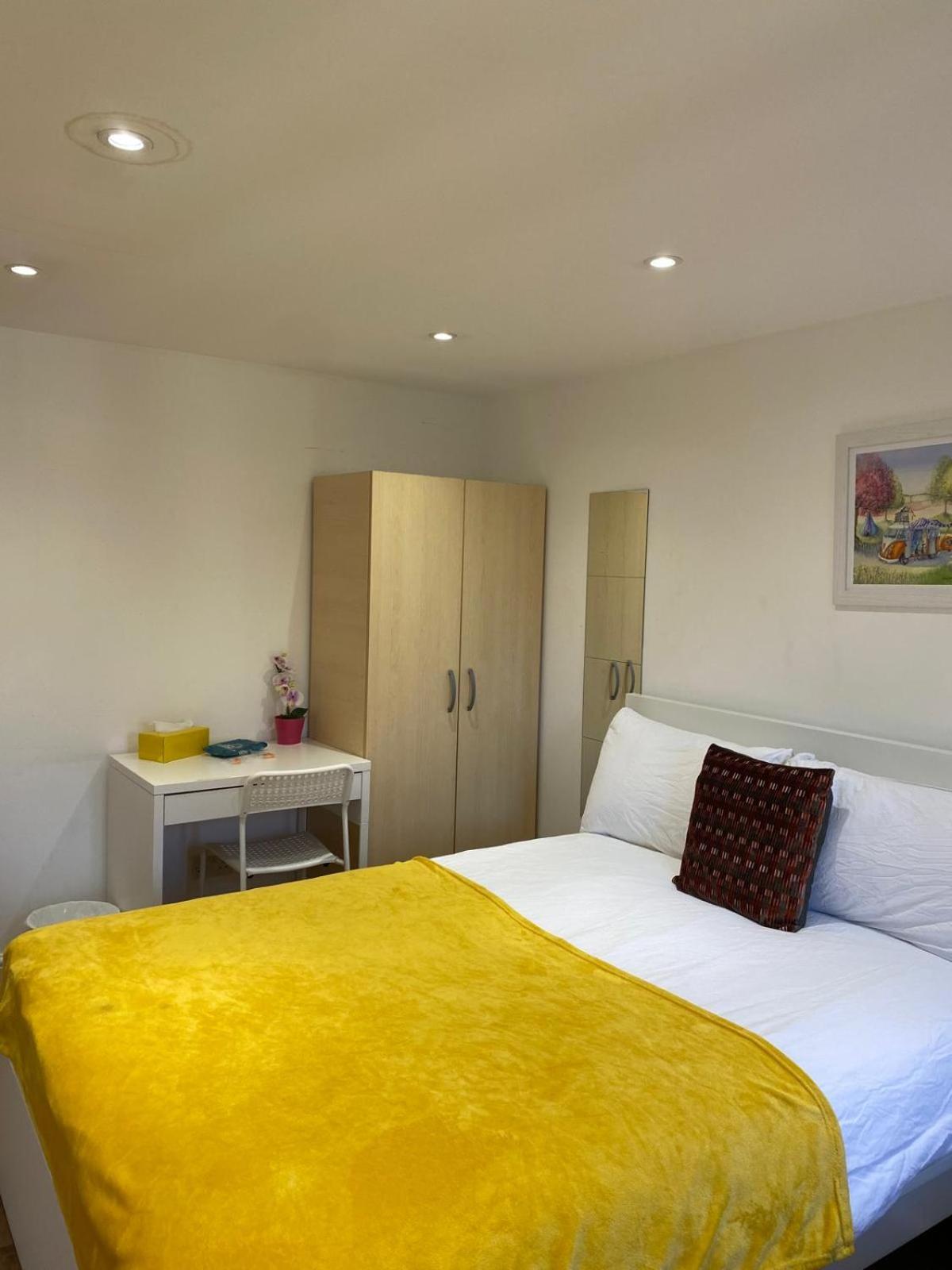 Fabulous Private Bedrooms Near Euston Station, Central London Habitación en casa particular *