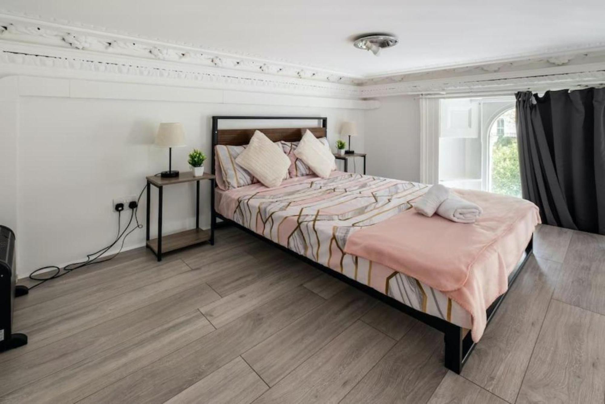 Notting Hill By Keyhol Holidays London