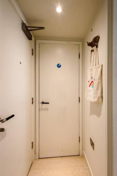 Apartment Cant Be Centrally Located London