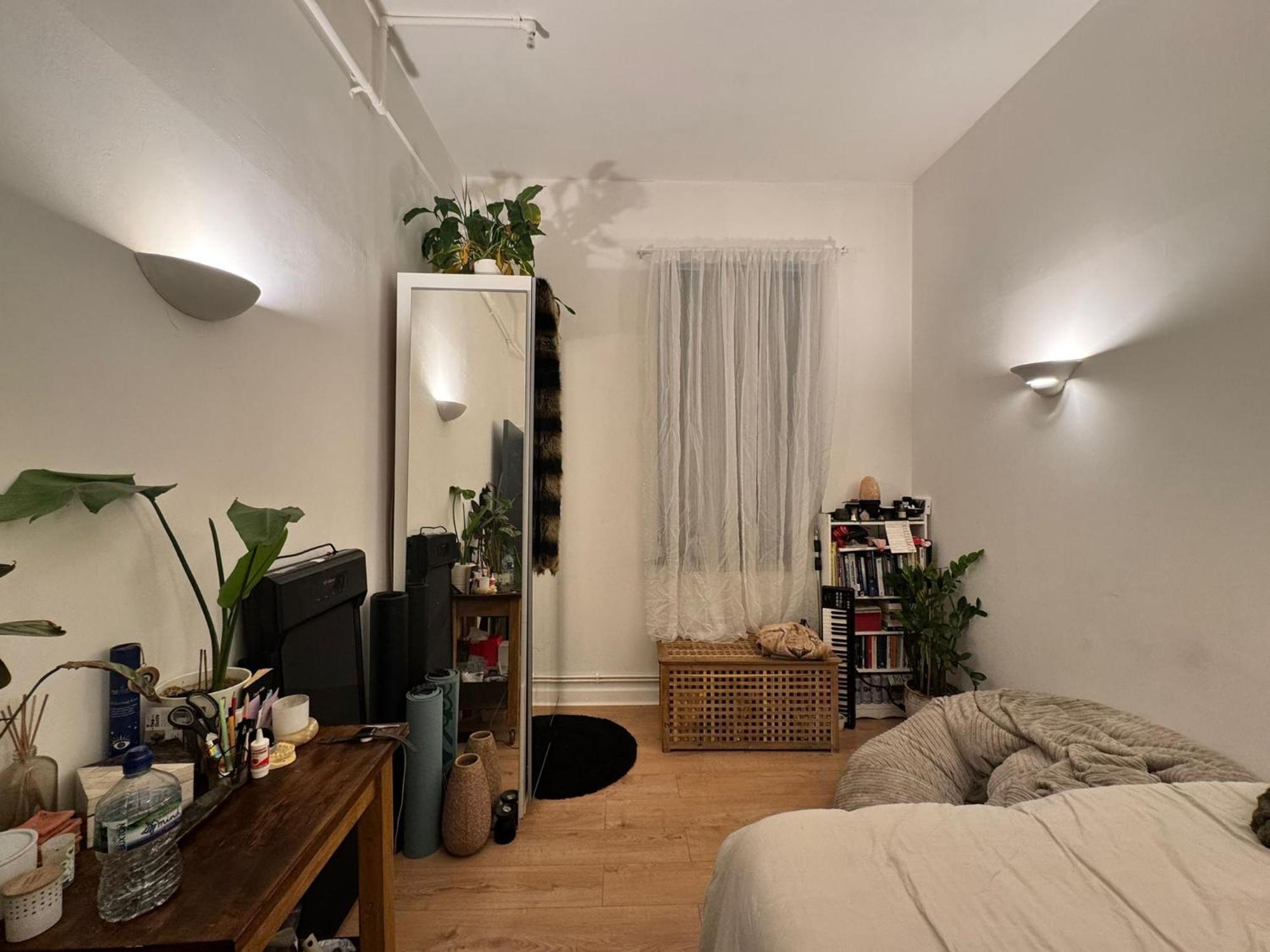 Cosy Private With Shared Bathroom Facilities Guest house London