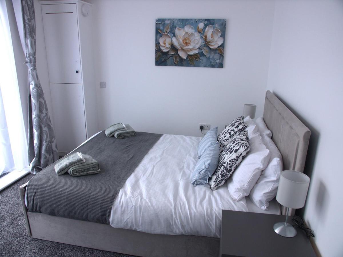 Apartamento Stylish 4 Bd Ft Ldn Parking *