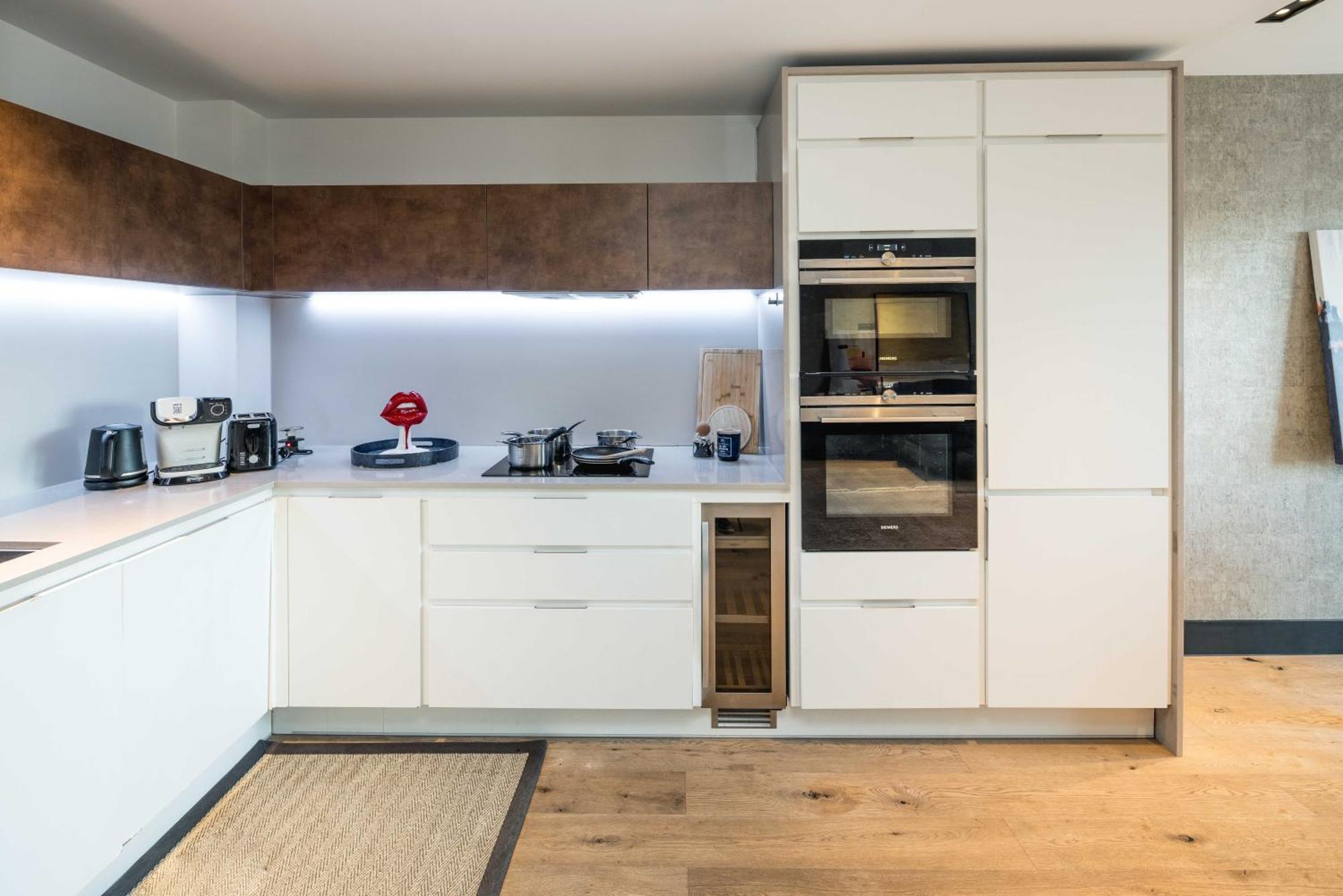 Spectacular Brand New 2 Bedrooms And 2 Bathroom *