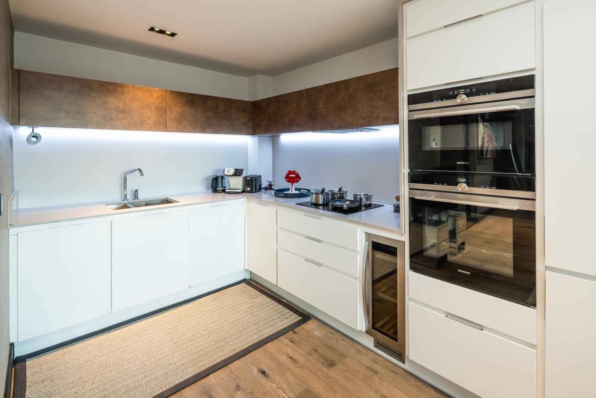 Spectacular Brand New 2 Bedrooms And 2 Bathroom