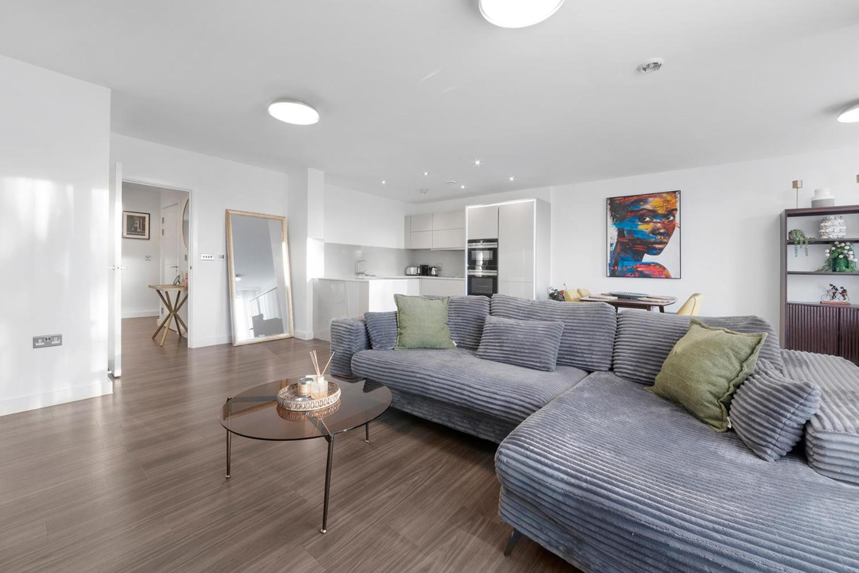 Heart Of Stratford Olympic Park 3 Bedroom Apartment