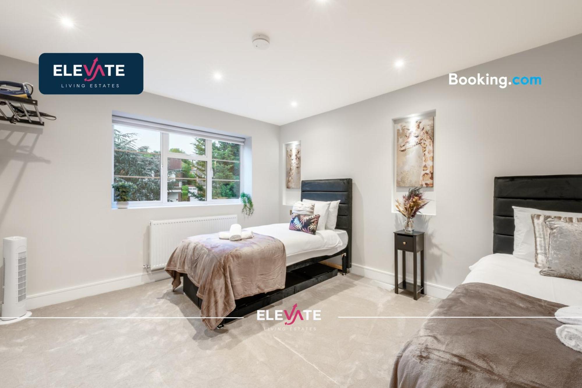 Appartement Premium Deals L Last-Minute Escape L 1 X Super King Bed And 3 Single Beds L Wembley Stadium Location, Free Parking, Sleeps 8 L Elevate Living Estates Short Lets & Serviced Apartments Wembley Londen