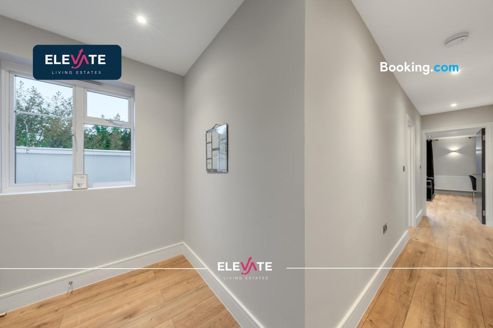Premium Deals L Last-Minute Escape L 1 X Super King Bed And 3 Single Beds L Wembley Stadium Location, Free Parking, Sleeps 8 L Elevate Living Estates Short Lets & Serviced Apartments Wembley * Londen