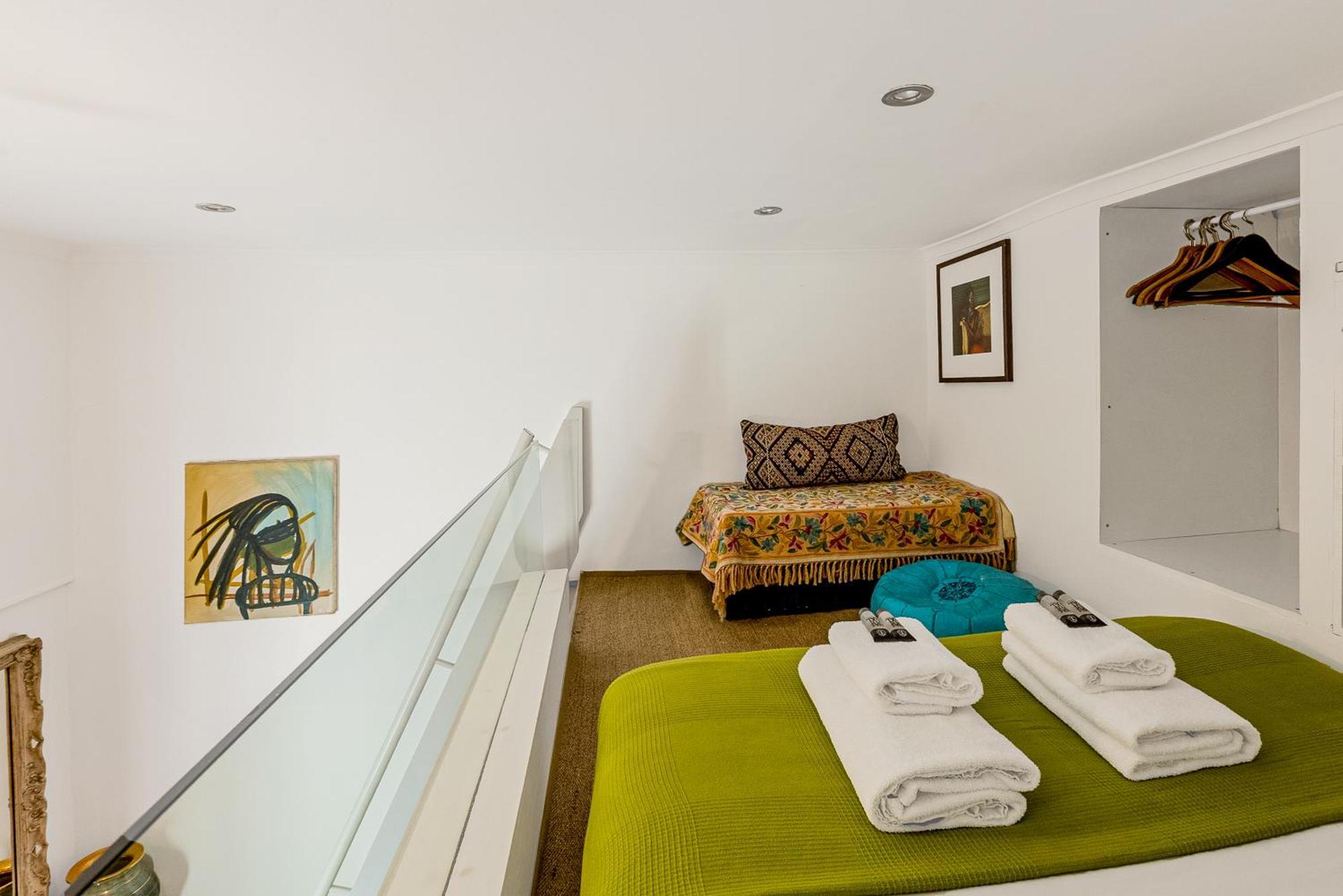 Incredibly Comfortable Near Hyde Park Apartment London