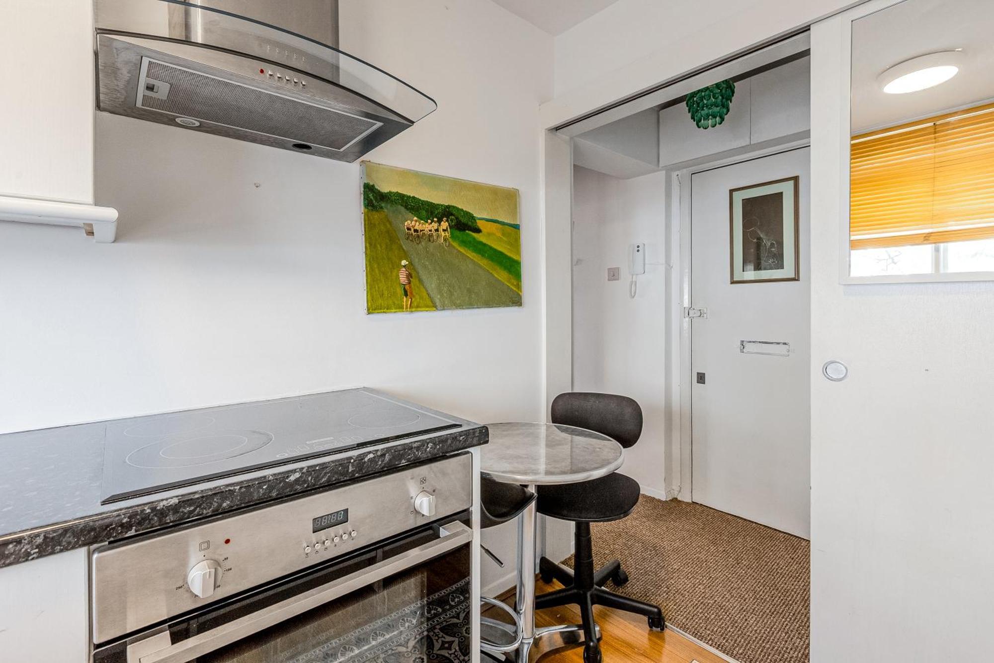 Incredibly Comfortable Near Hyde Park * London