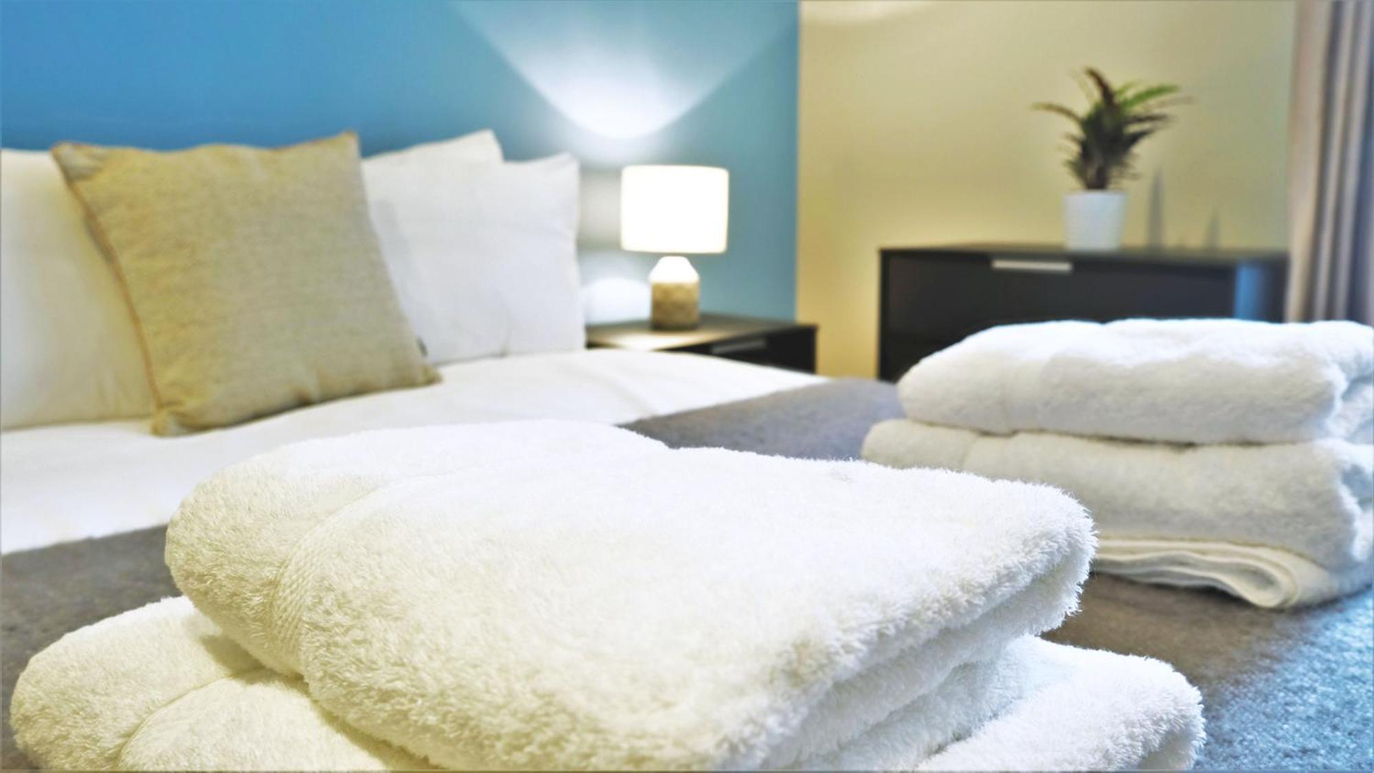 Spacious & Elegant In Southbank Near Eye Londres