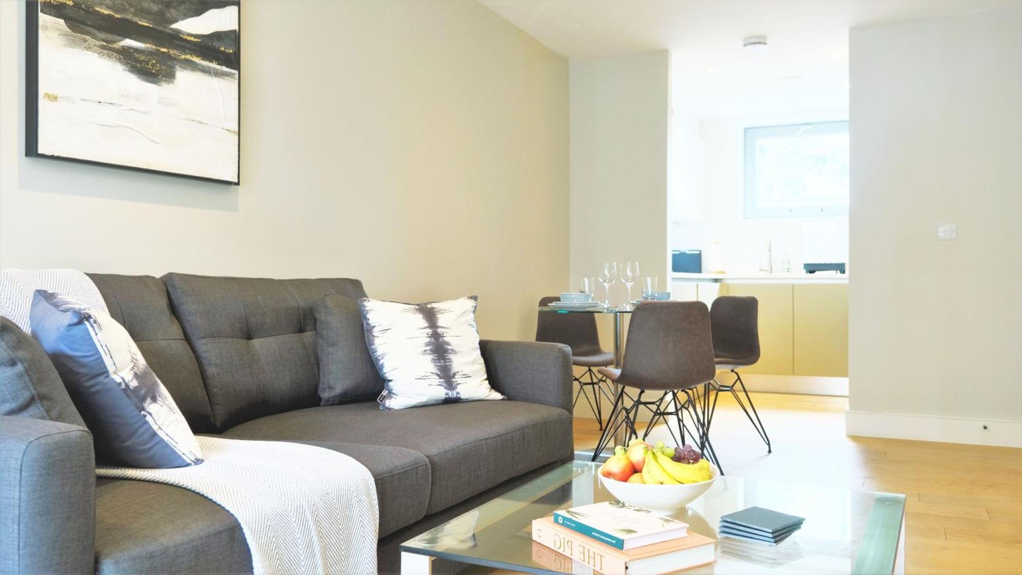 Spacious & Elegant In Southbank Near Eye Apartamento