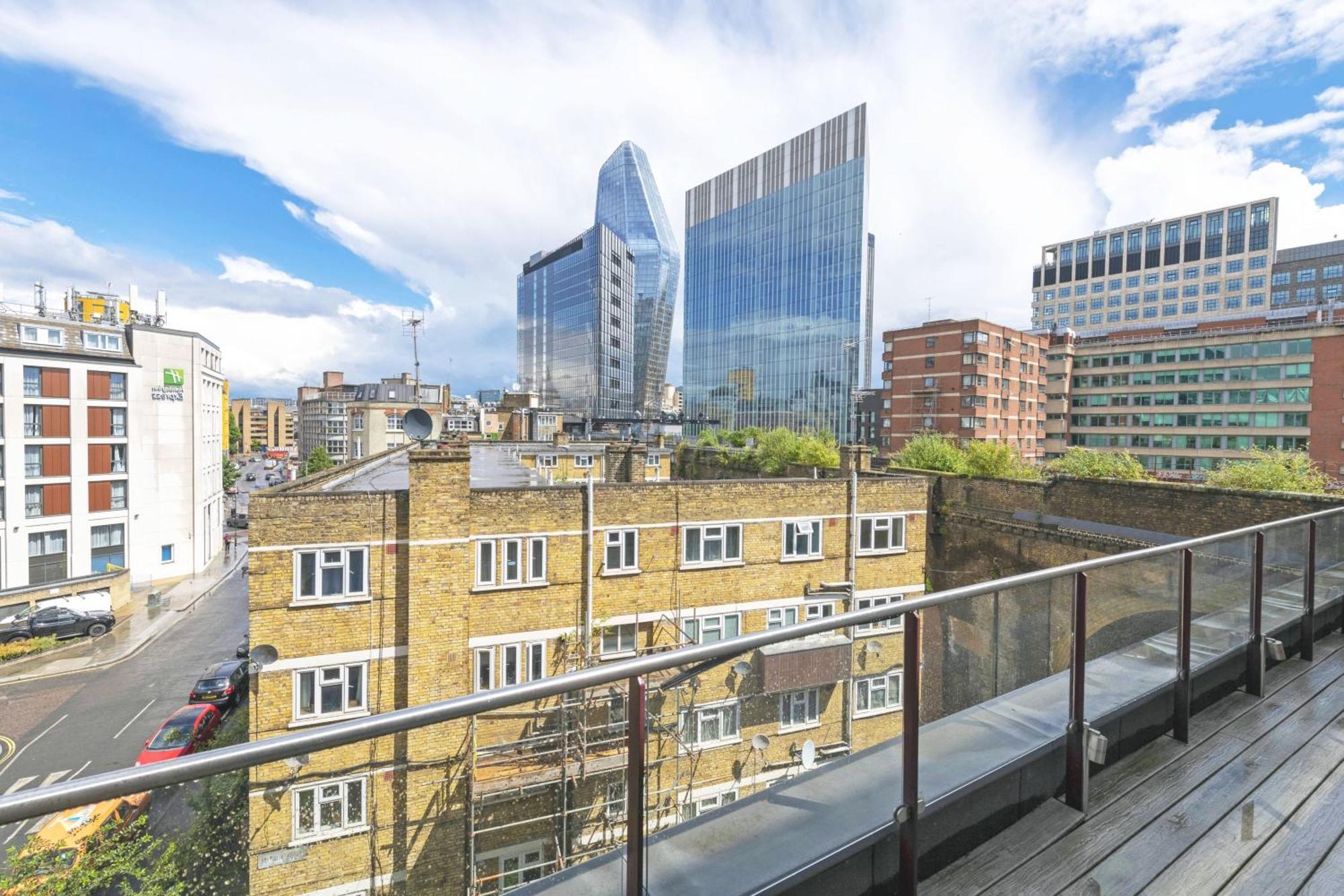 Spacious & Elegant In Southbank Near Eye * Londres