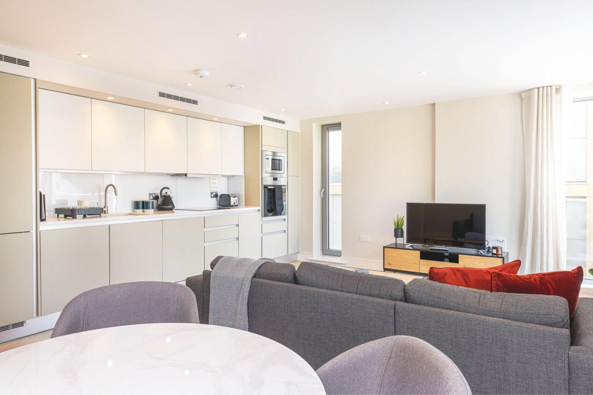 Spacious & Elegant In Southbank Near Eye Londres
