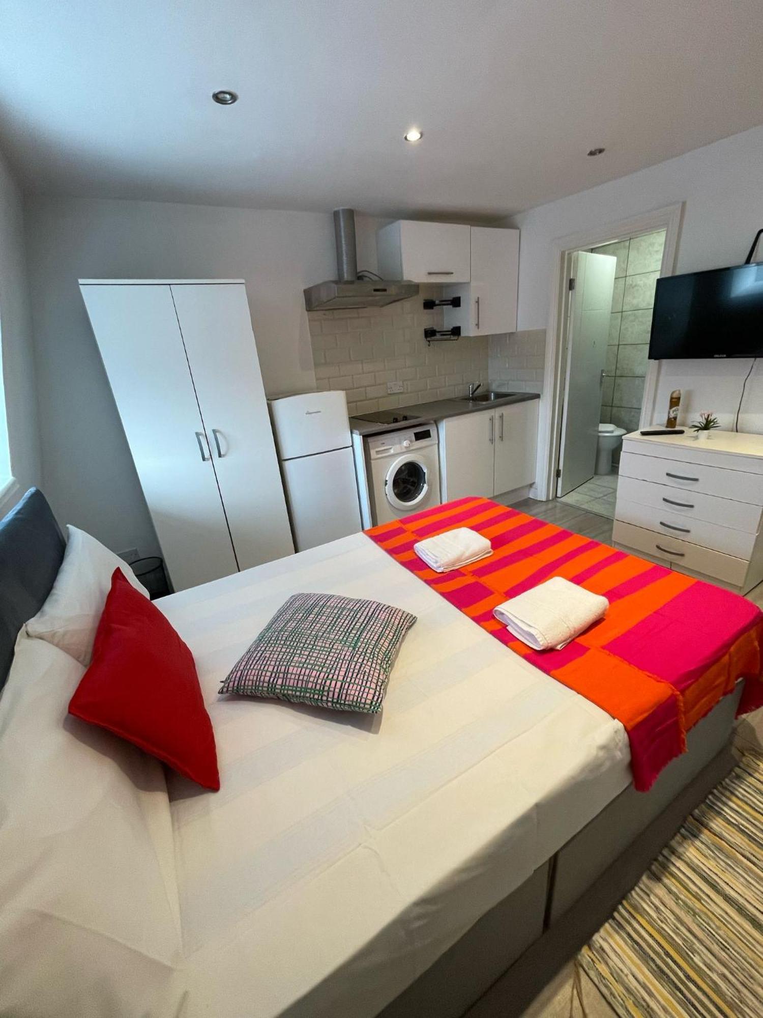 Aparthotel Smart Homes London