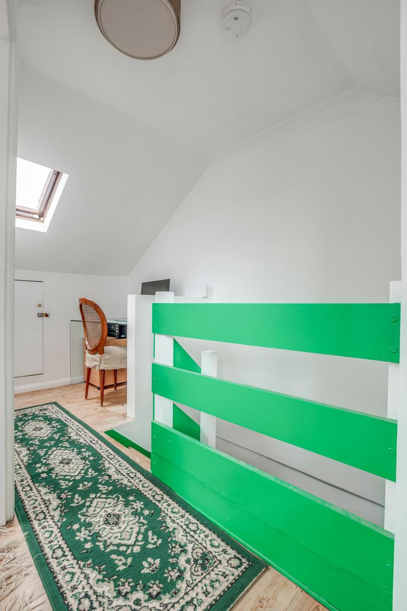 Classic House & Garden 25mins From Museums * London