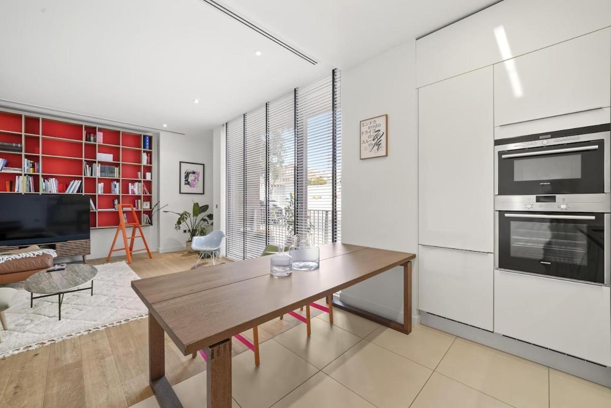 Apartment Baker St, Luxury 2 Bed And 2 Bath - London