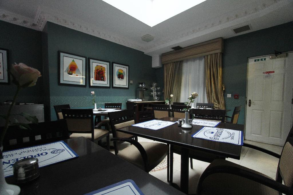 Opulence Boutique Hotell