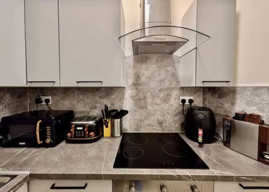 Patio Full Kitchen Netflix Smart Tv Self Check-in