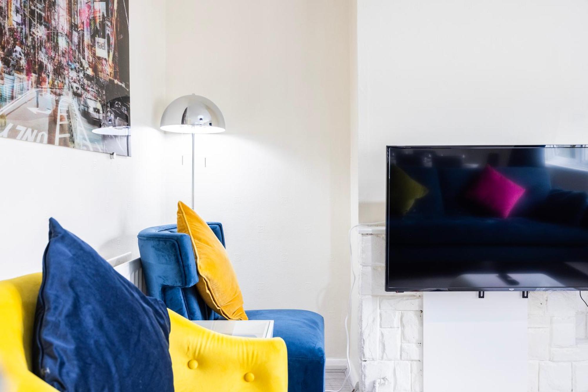 Garland Modern Close To Station 3 Bedroom Apartment London