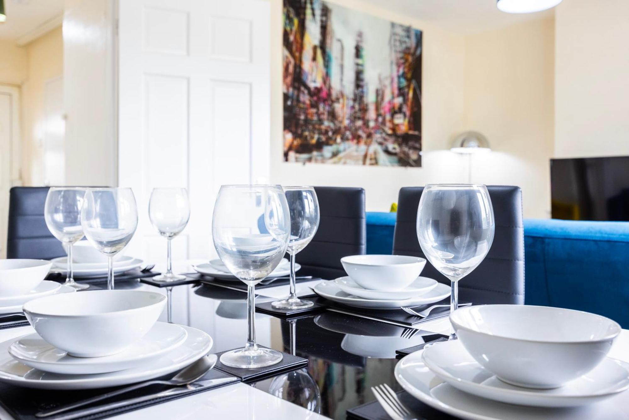 Apartment Garland Modern Close To Station 3 Bedroom *
