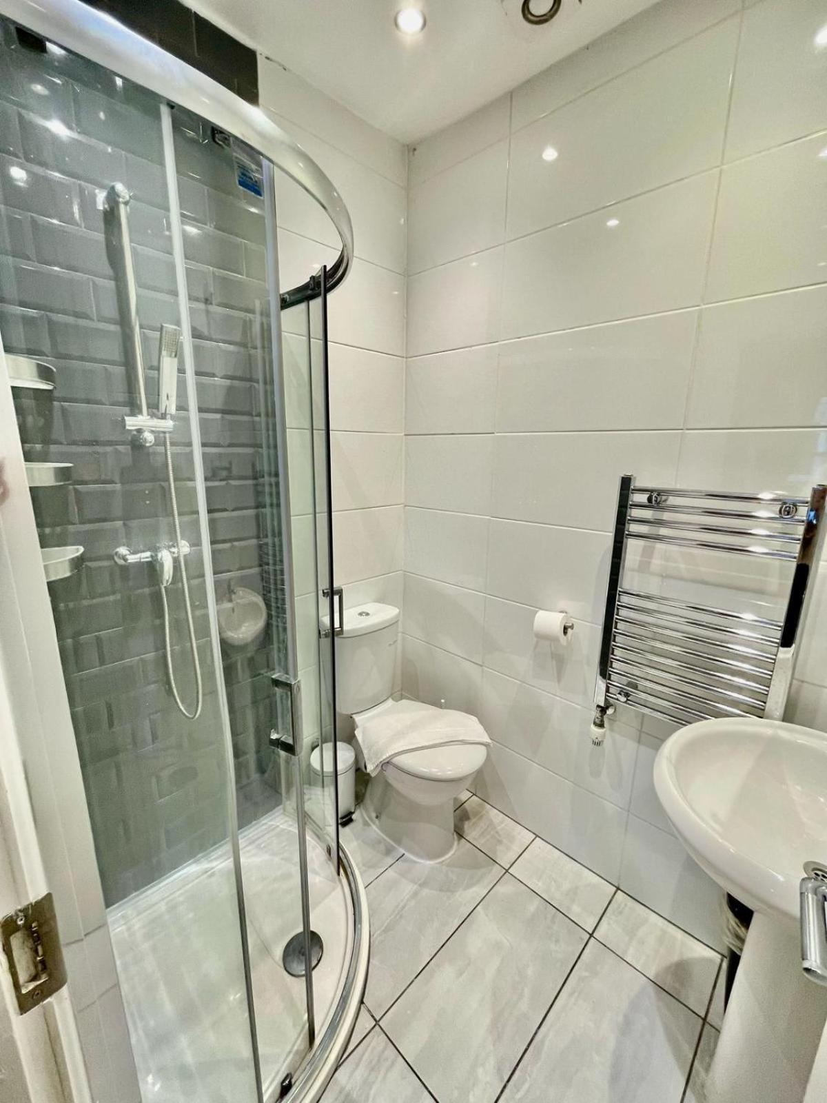 Smart Homes Aparthotel London