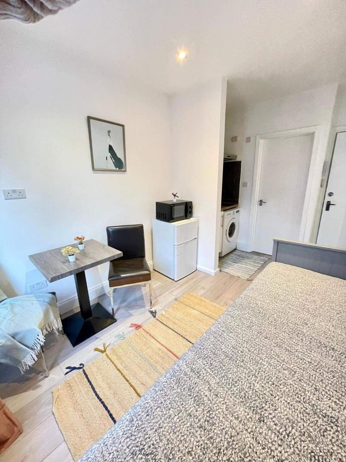 Smart Homes * London