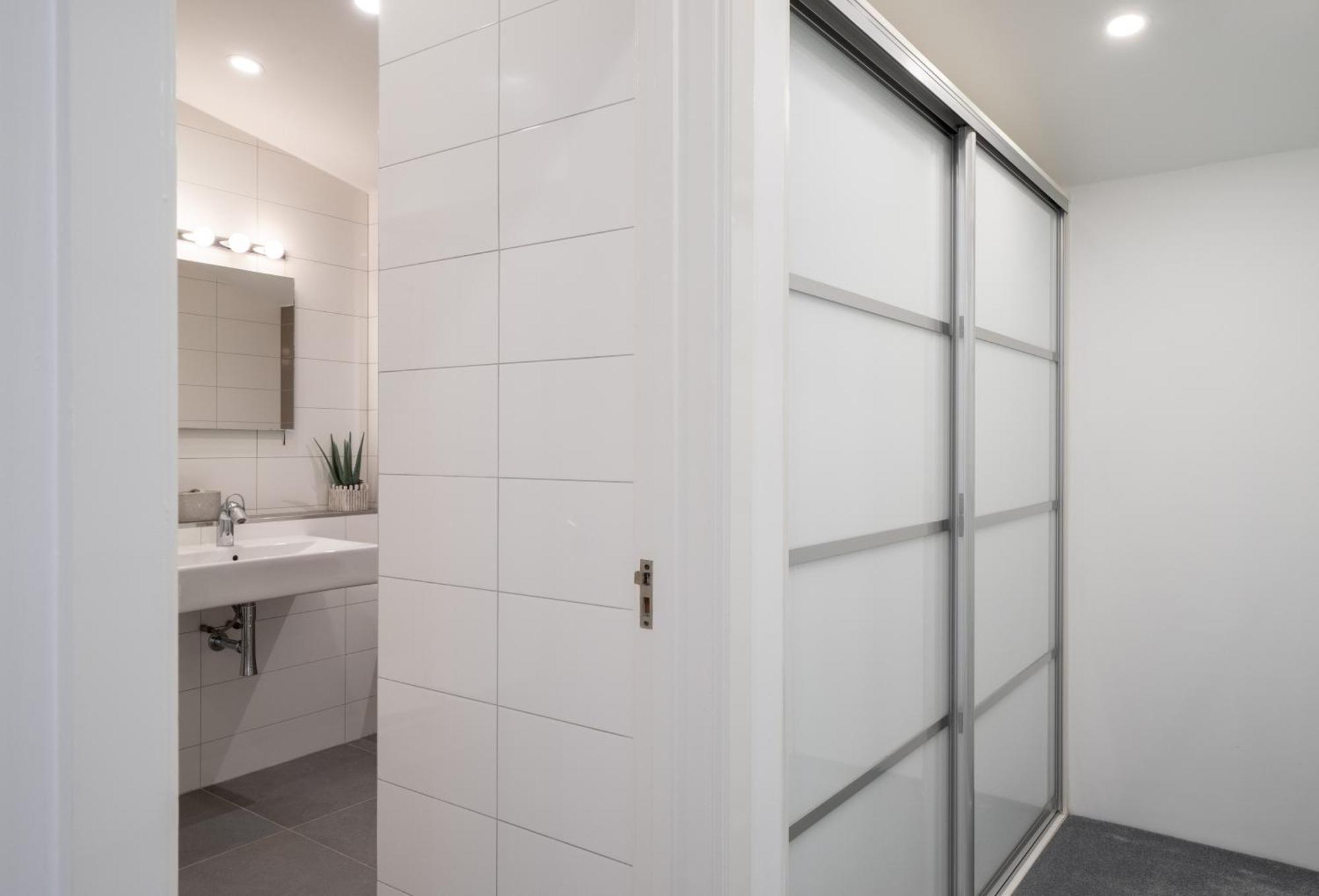 Superb 3 Bedroom Covent Garden House With 3 Ensuite Bathrooms * London