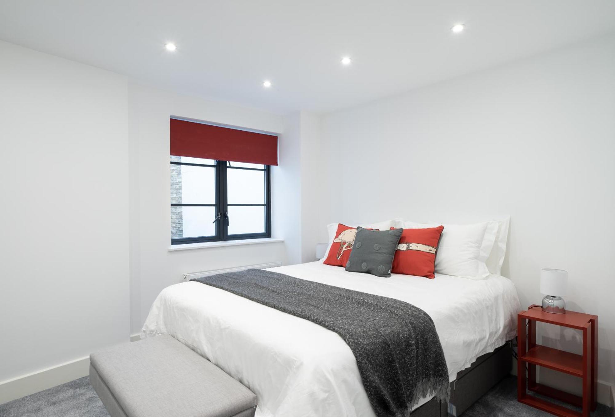 Superb 3 Bedroom Covent Garden House With 3 Ensuite Bathrooms Apartment *