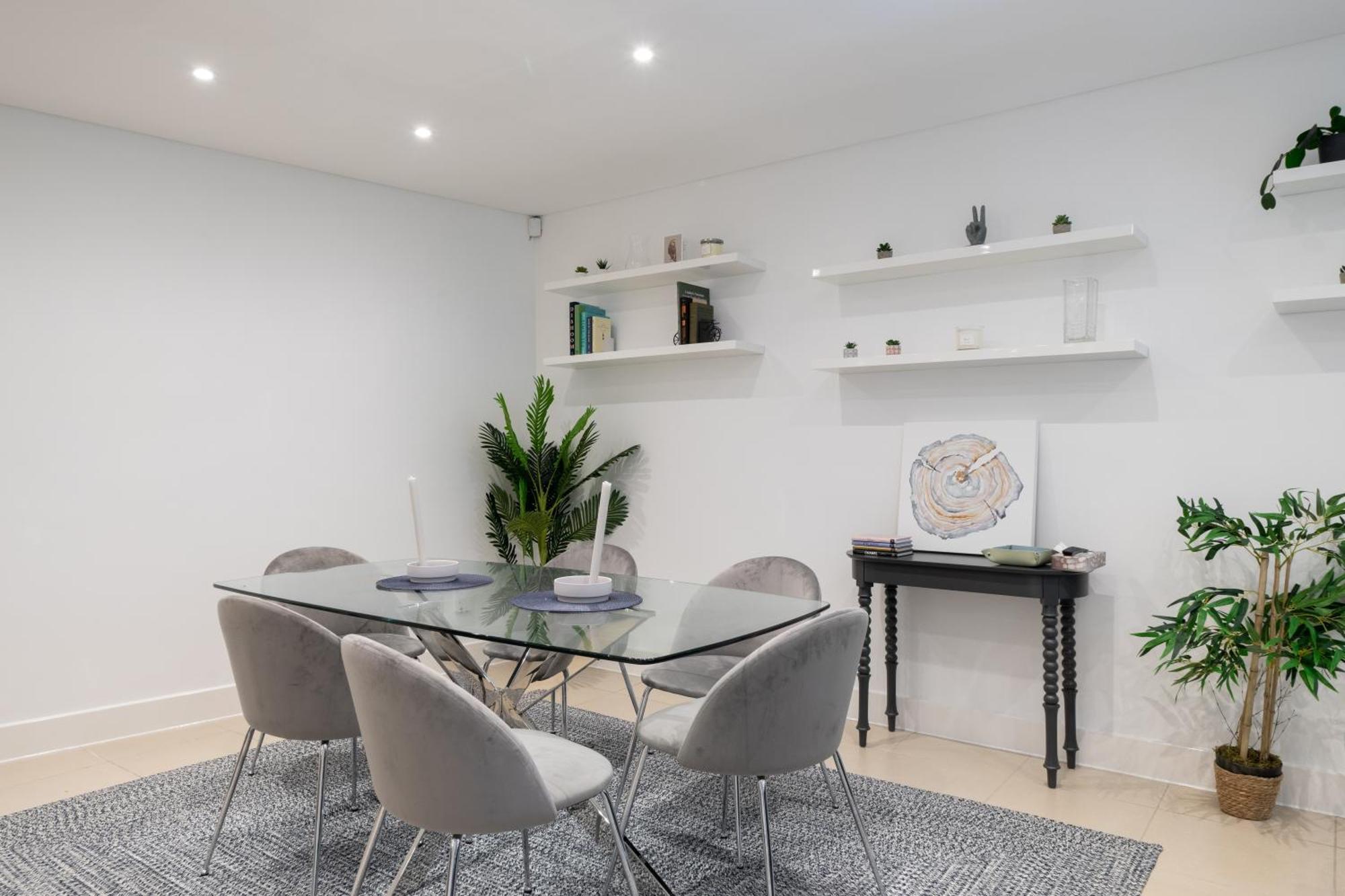 Superb 3 Bedroom Covent Garden House With 3 Ensuite Bathrooms * London
