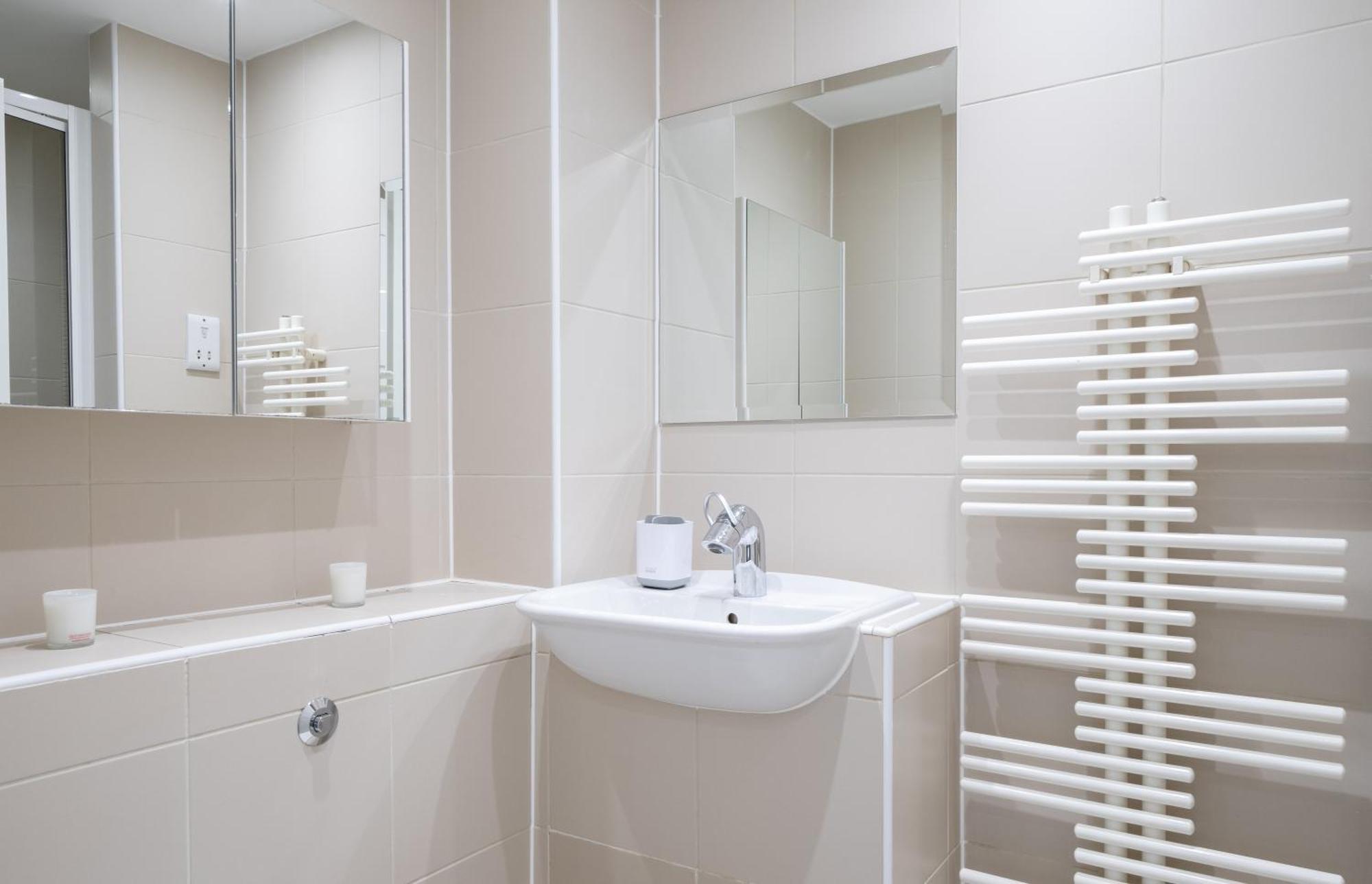 Apartment Superb 3 Bedroom Covent Garden House With 3 Ensuite Bathrooms *