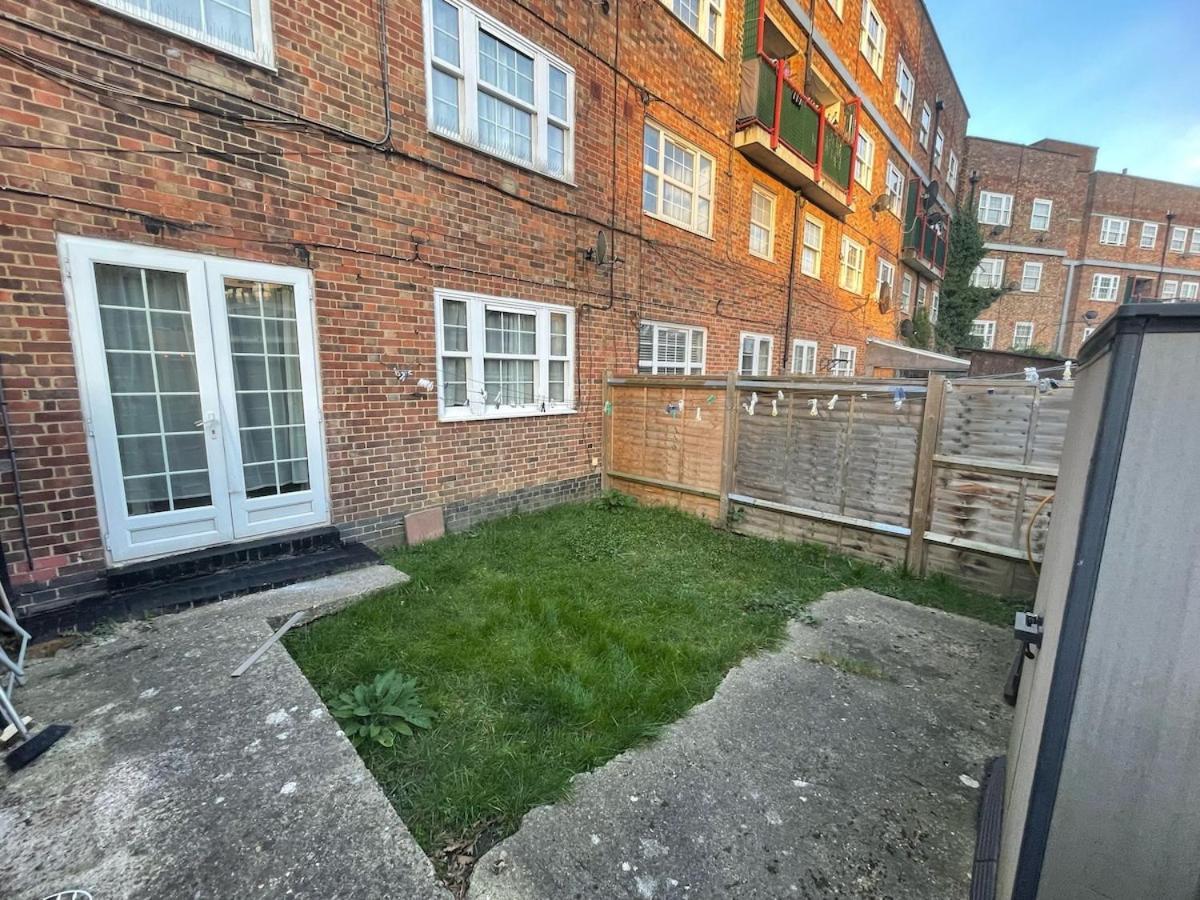 Spacious 2bed House In Clapham Common *