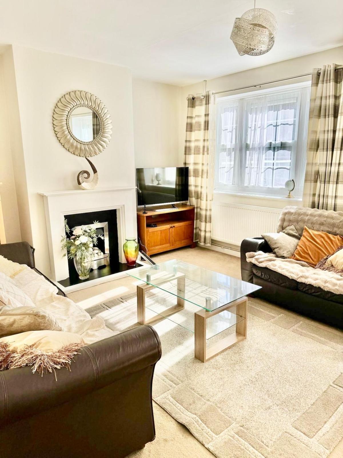 Spacious 2bed House In Clapham Common Apartment *