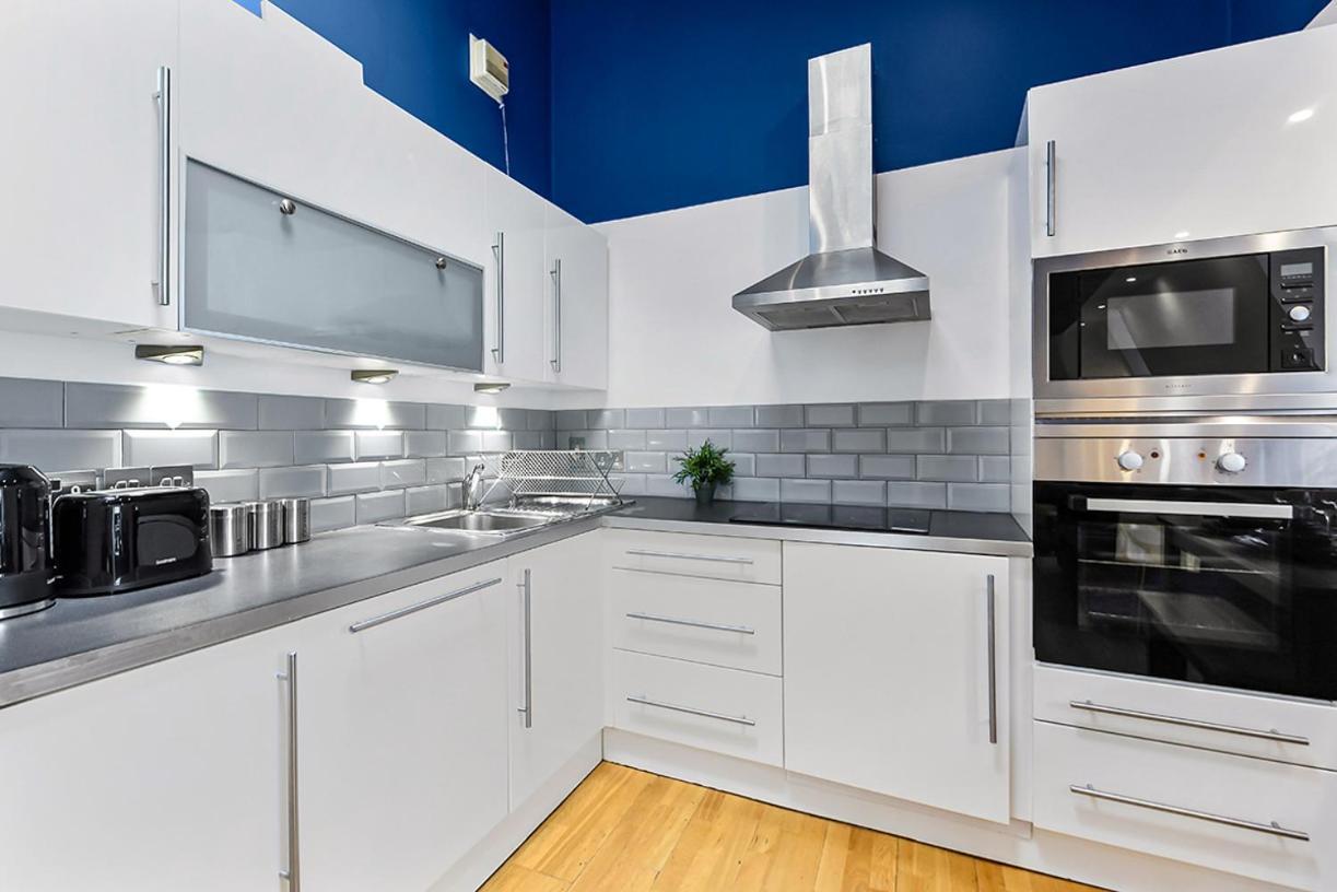 Apartment Bright And Spacious 2 Bed In