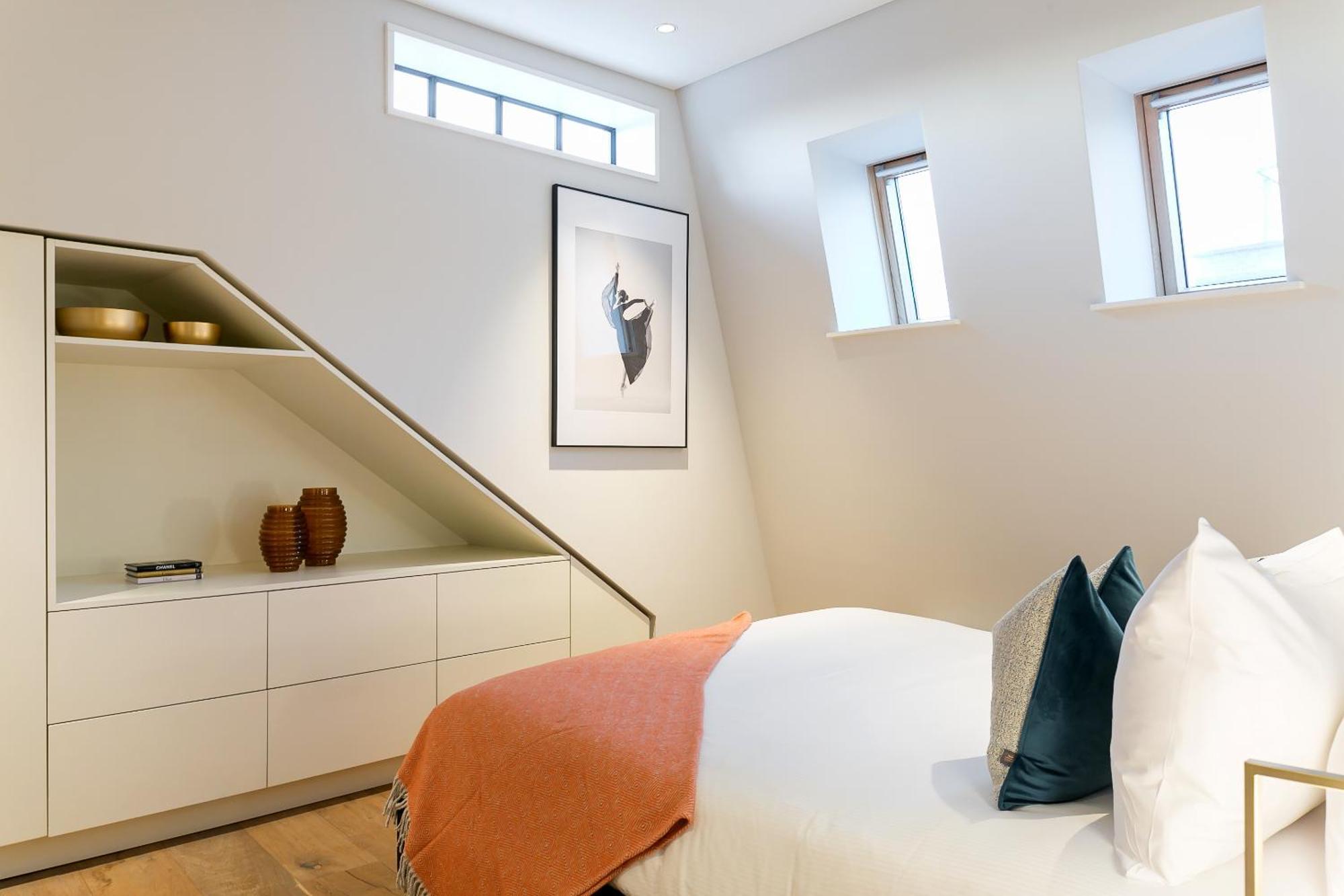 Urban Chic - Clink Street Apartment *