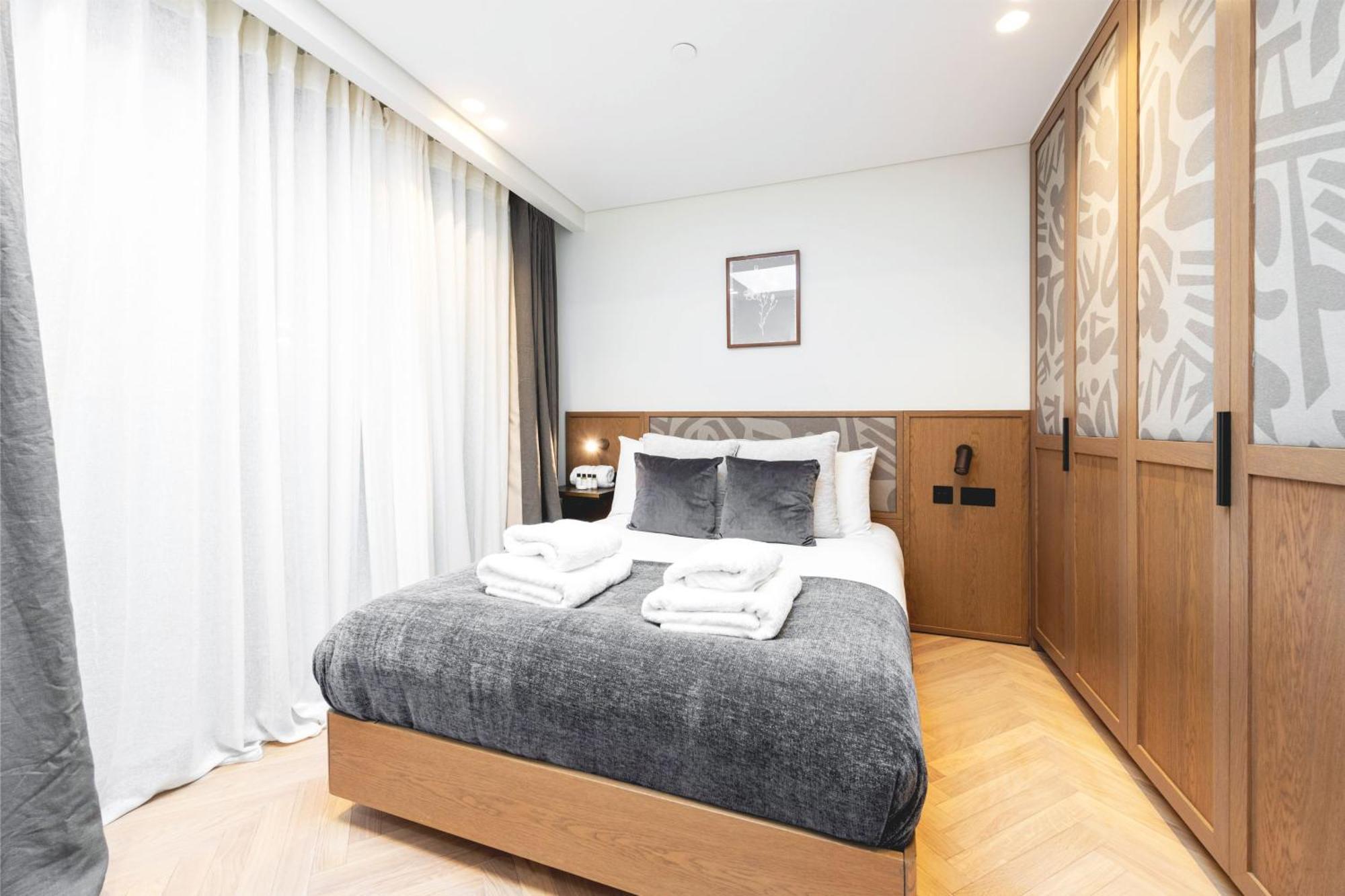 Luxury Residences In Covent Garden, Steps From The Piazza