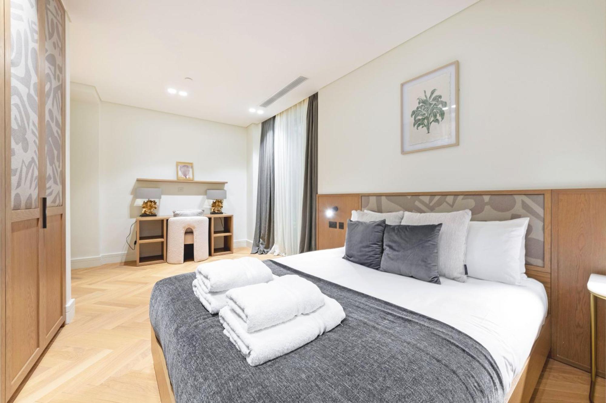 Luxury Residences In Covent Garden, Steps From The Piazza London