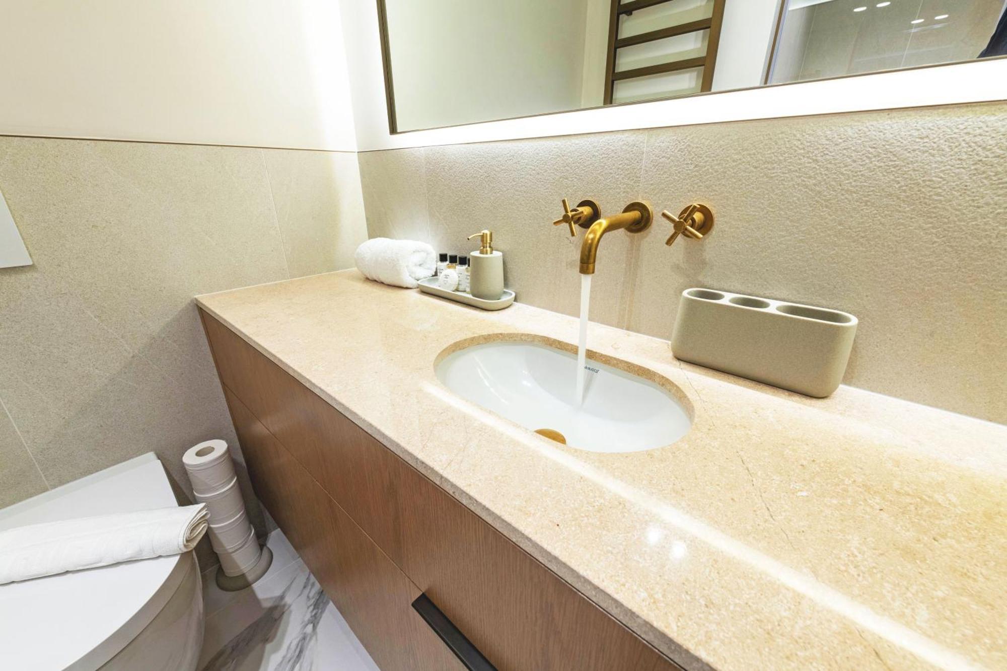 Apartment Luxury Residences In Covent Garden, Steps From The Piazza *