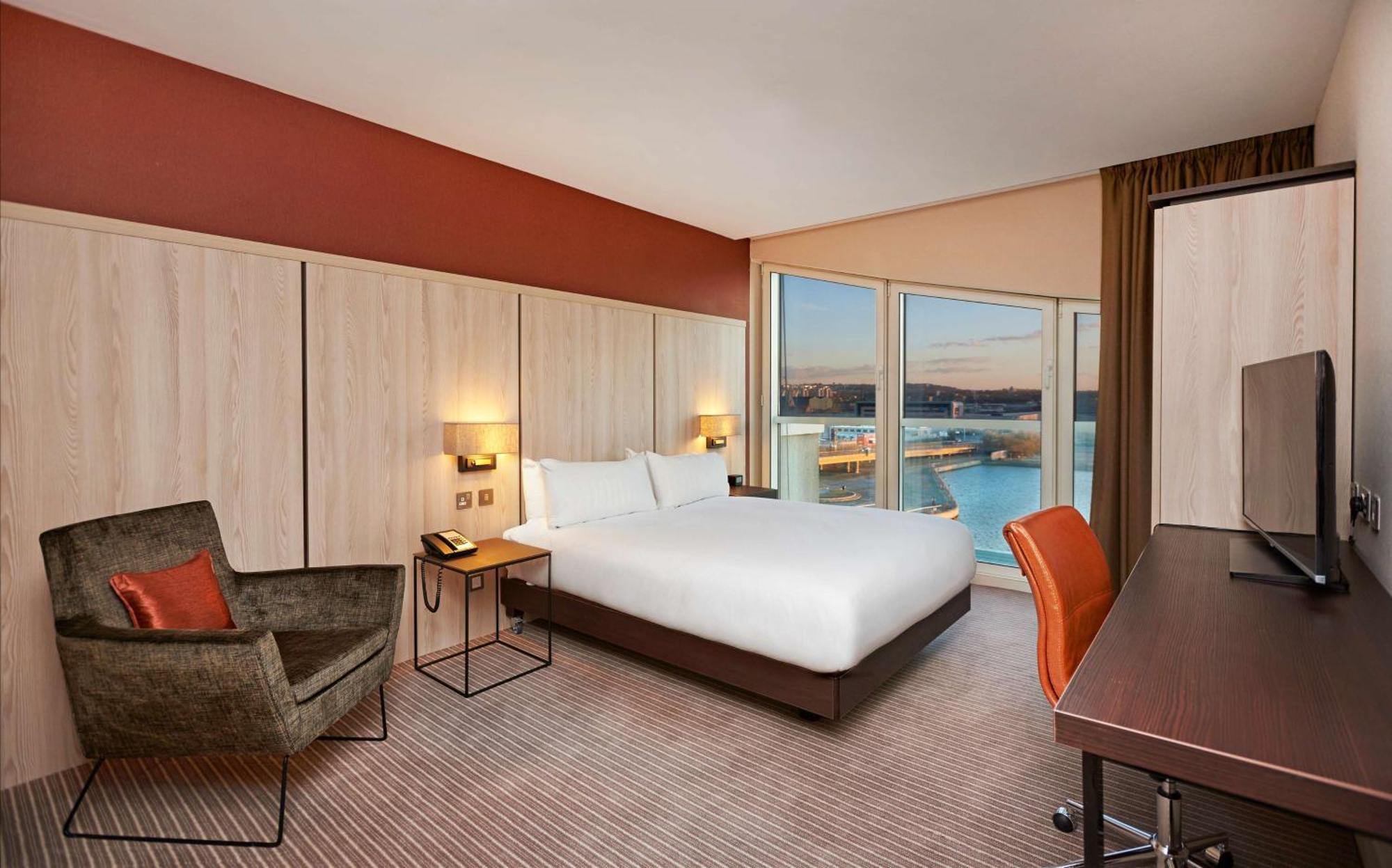 Doubletree By Hilton Excel Hotell