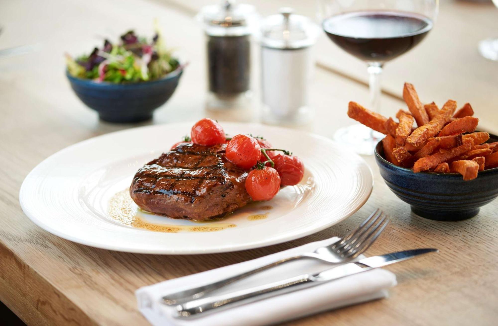Doubletree By Hilton Excel Hotell 4*