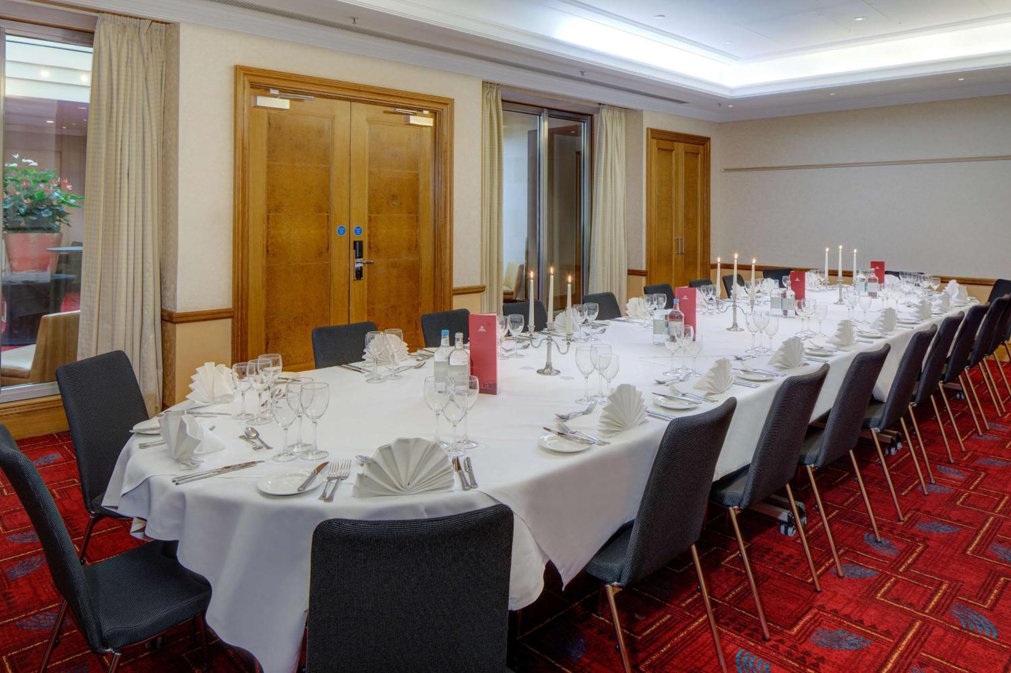 Hilton Paddington 4*