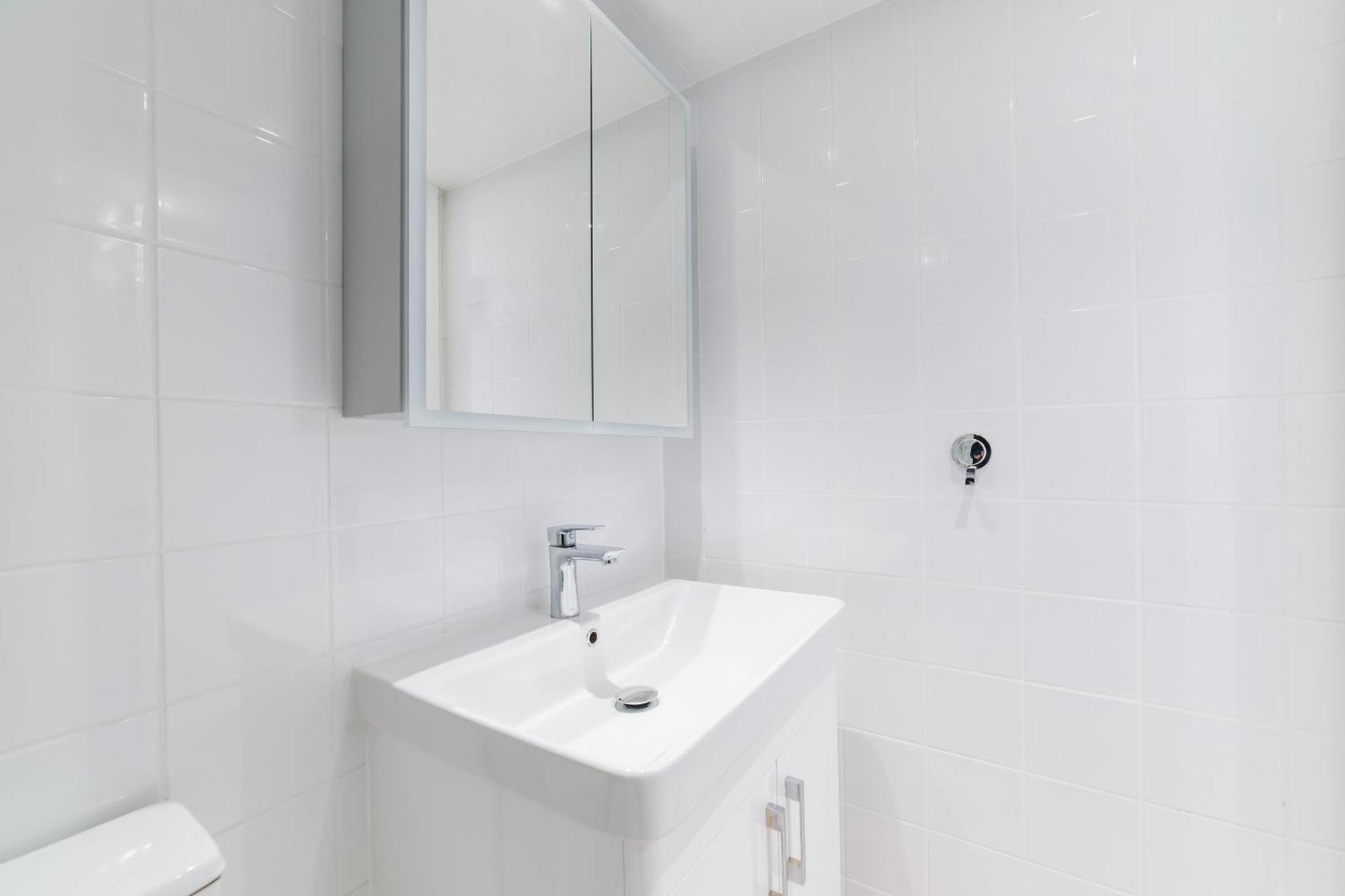 Apartment By Hyde Park