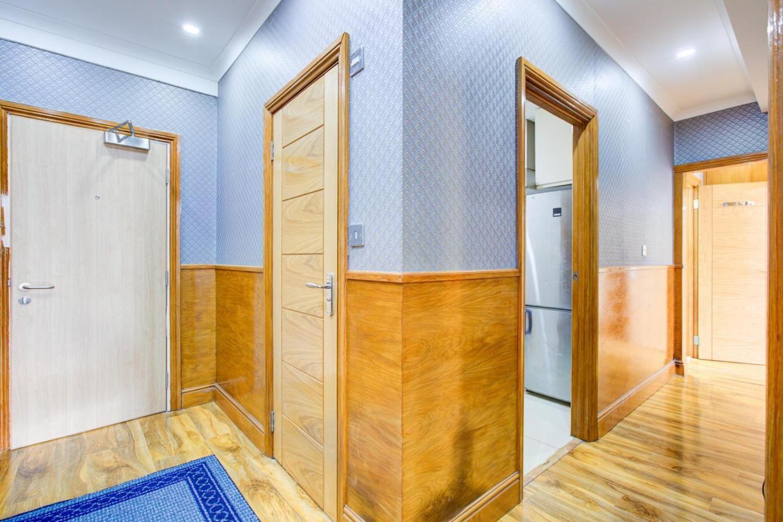 Apartment Marble Arch Collection *