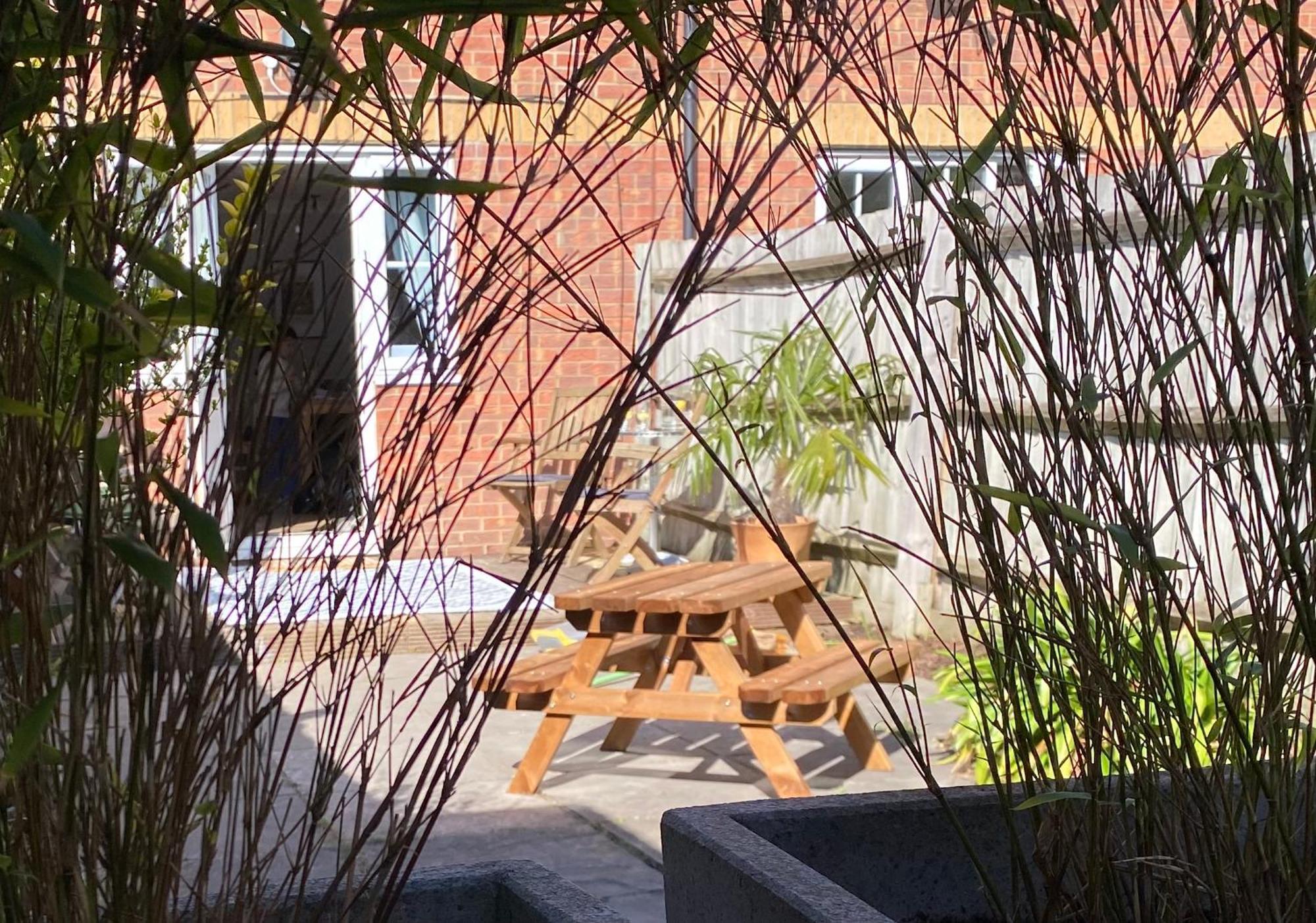 Villa Your From Near Excel Private Parking London