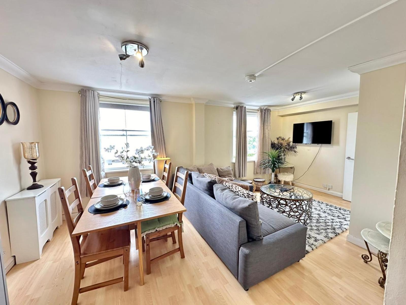 Apartment Spacious In London