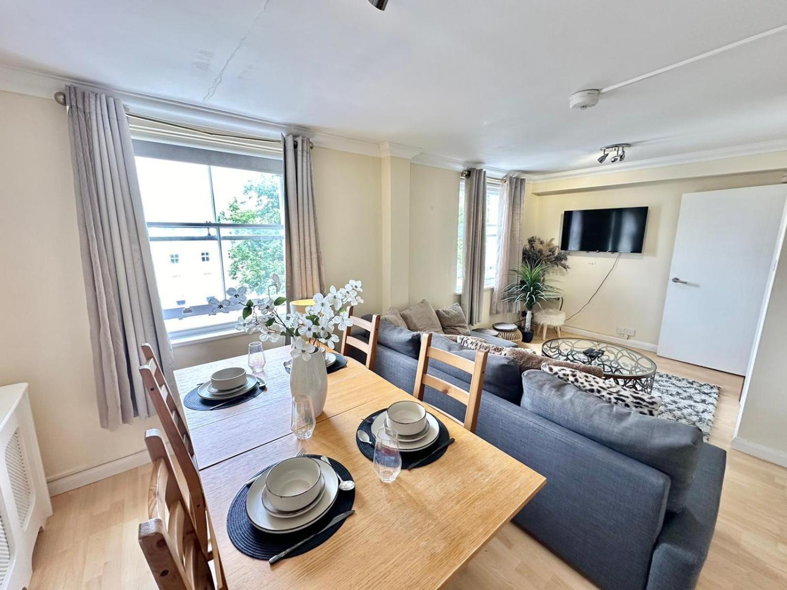 Apartment Spacious In