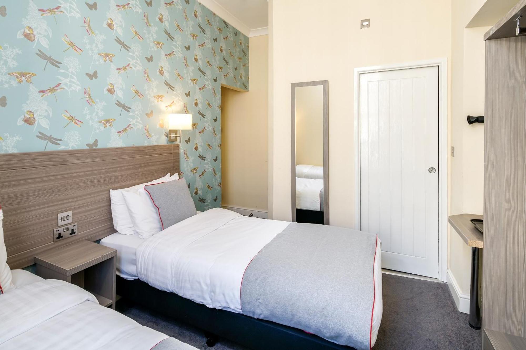 Hotell Oyo Bakers Victoria 3*