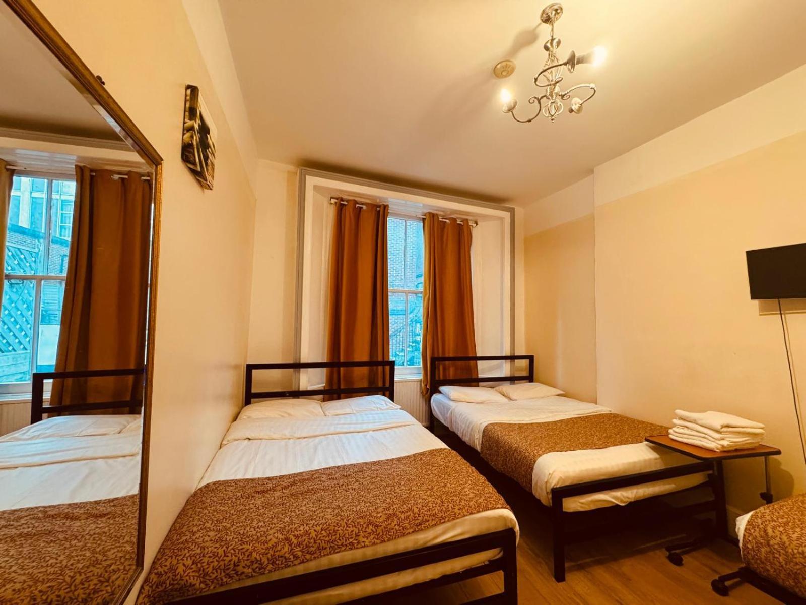 Guest house Anwar House 2*